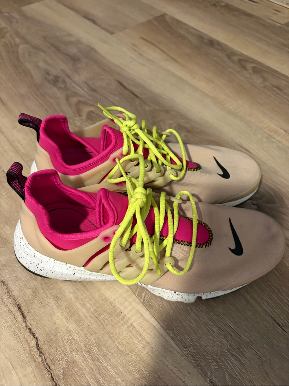 Nike Air Presto Ultra SI Mushroom Deadly Pink Size 7.5 917694-200 VGUC